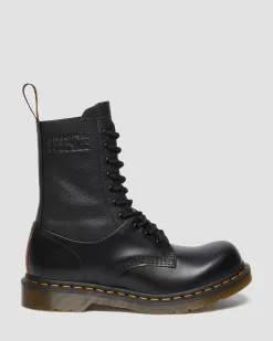 1490 / 1461 MM6 Leather Lace Up Boots in Black