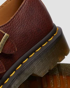 8065 Ambassador Mary Jane Shoes in Cashew