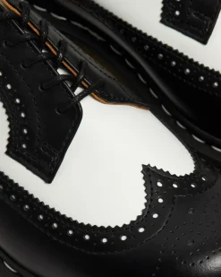 3989 Bex Smooth Leather Brogue Shoes in Black