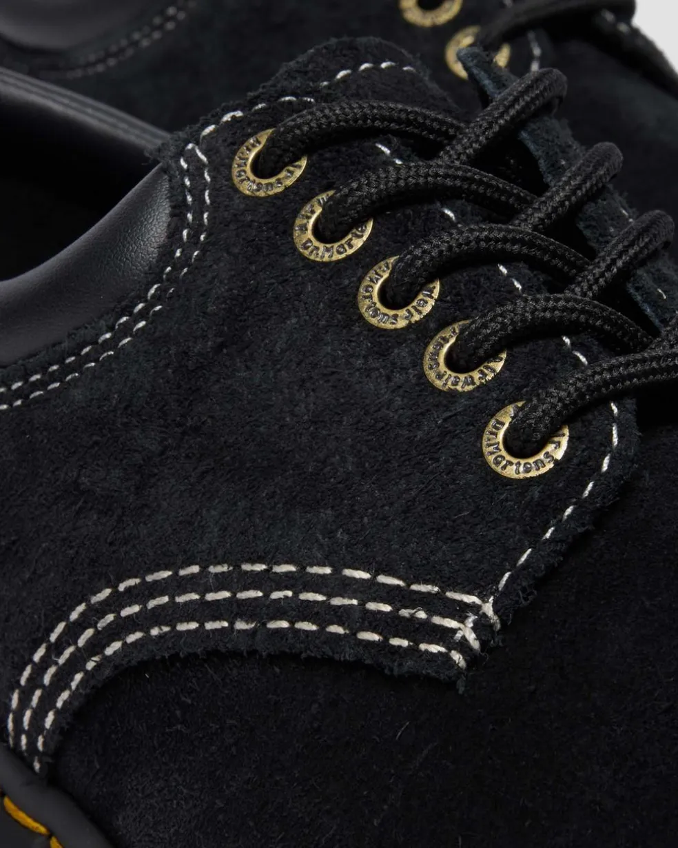 8053 in Black