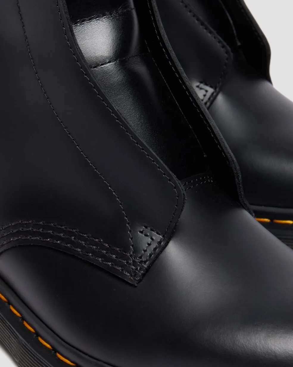 1460 LACELESS in Black