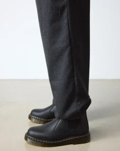 2976 Slip Resistant Leather Chelsea Boots in Black