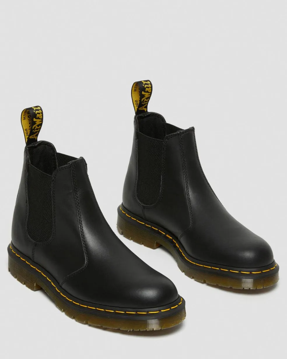 2976 Slip Resistant Leather Chelsea Boots in Black