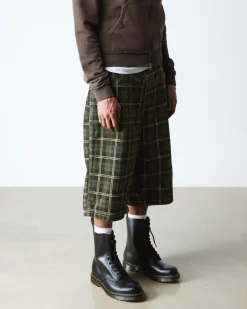1490 Smooth Leather Mid Calf Boots in Black