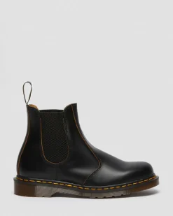 2976 Vintage Made In England Chelsea Boots in Black