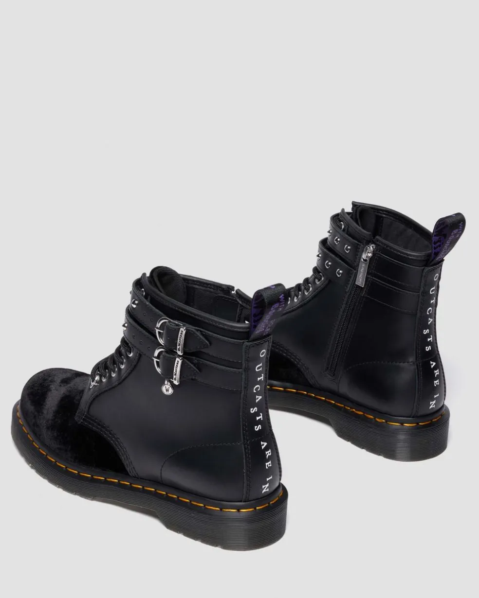 1460 Wednesday Boots in Black
