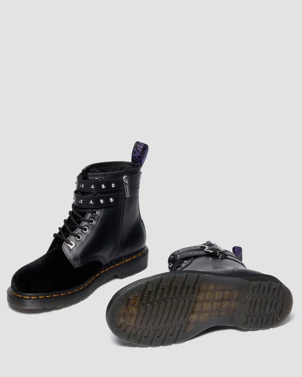 1460 Wednesday Boots in Black