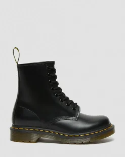 1460 Women's Smooth Leather Lace Up Boots in Black