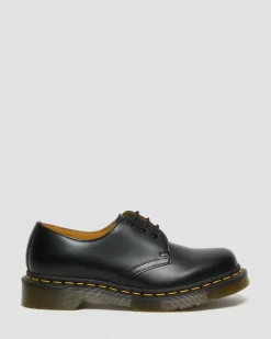 1461 Women's Smooth Leather Oxford Shoes in Black