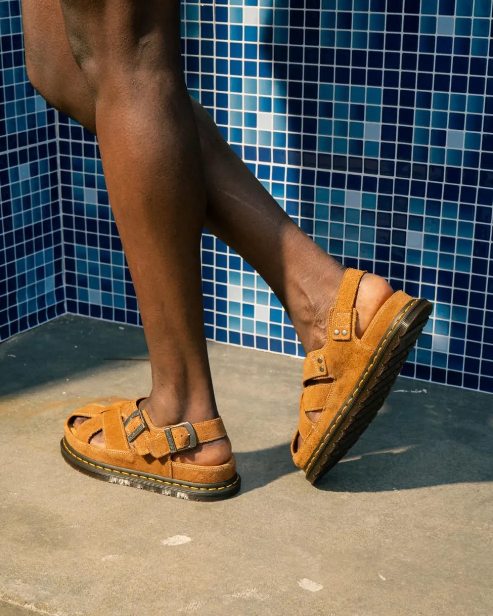 Archive fisherman suede sandals in Natural Tan