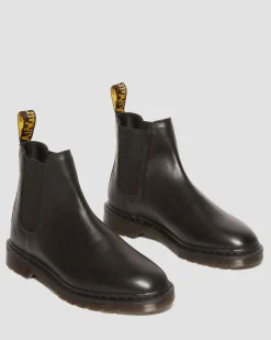 Graeme Analine leather Chelsea boots in Black