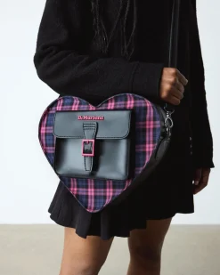 HEART BACKPACK in Black