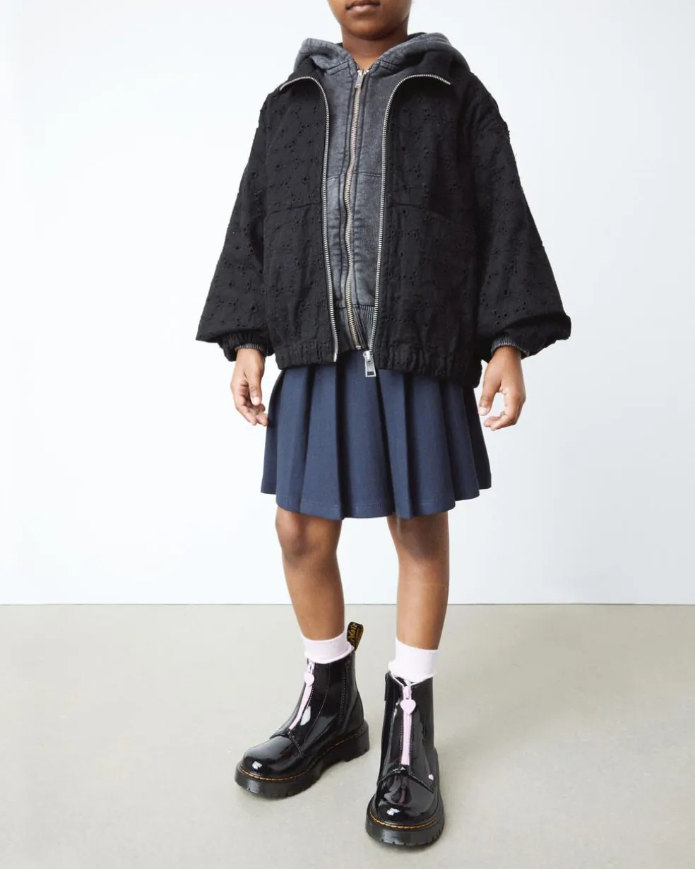 Junior Heart Nappa Patent Leather Pull-on Boots in Black