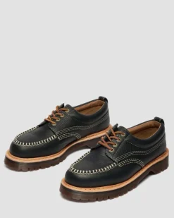 Lowell Wild Grain Leather Moc Toe Shoes in Black