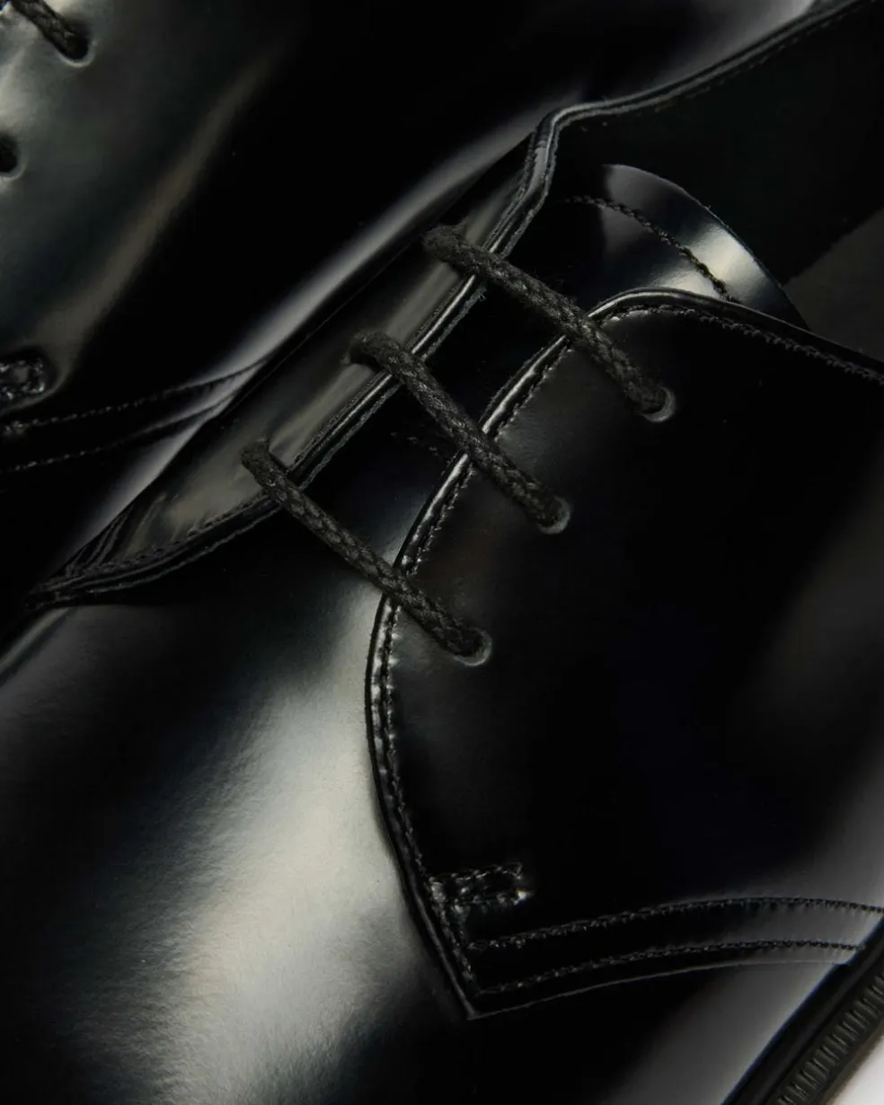 Mayfare Smooth Leather Shoes in Black