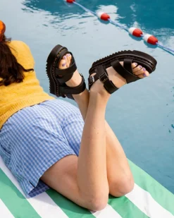 Voss II Athena Leather Strap Sandals in Black